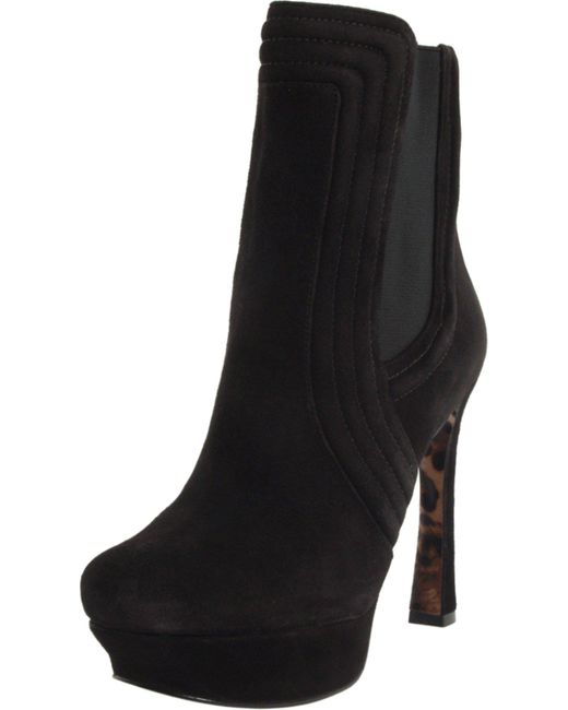 Abrielle s di Guess in Black