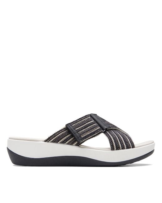 Arla Onda di Clarks in Gray