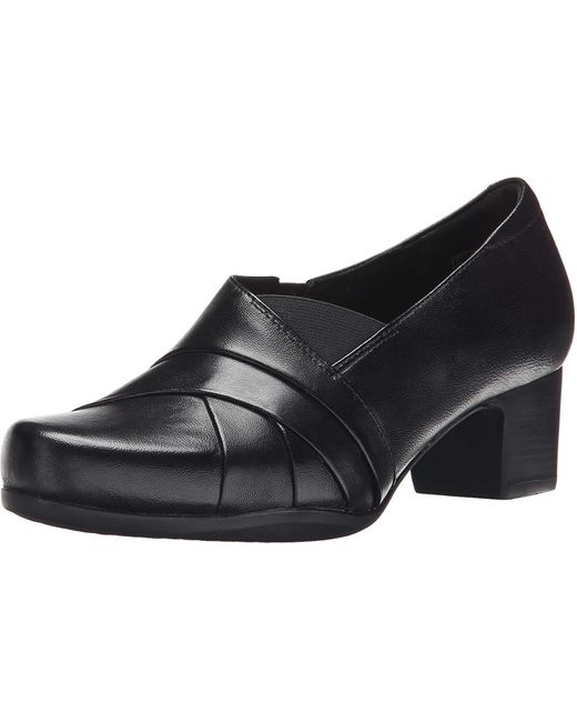 Rosalyn Adele Pumps Shoes in Black 