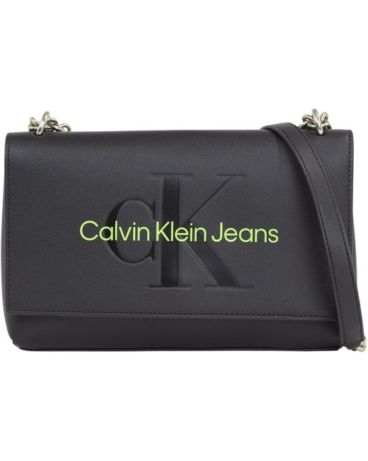 Jeans Sac à Bandoulière Sculpted Flap Moyen Calvin Klein en coloris Black