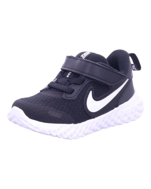 Revolution 5 di Nike in Blue