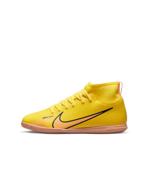 Superfly 9 Club IC Nike de color Yellow