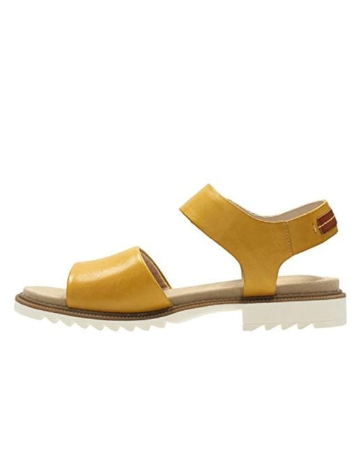 Clarks Ferni Fame Leather Sandals In Yellow | Lyst UK