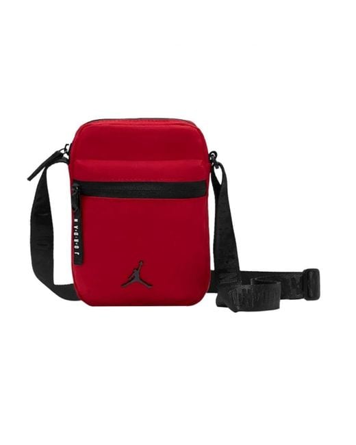 Borsa a tracolla Air Jordan Festival 5" L x 1.25" W x 7" H di Nike in Red