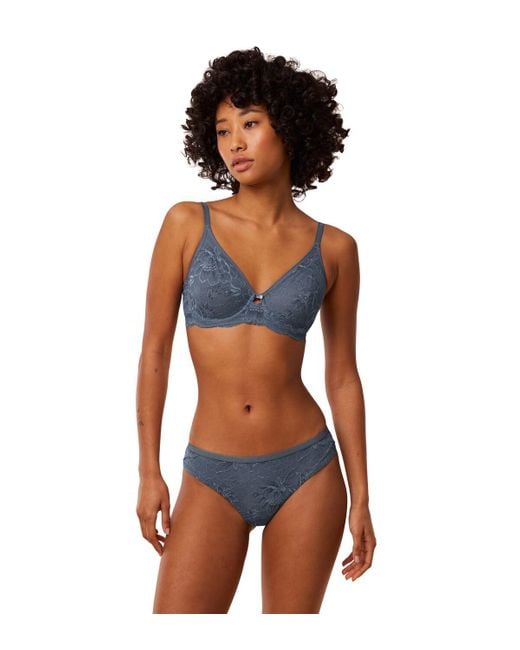 Triumph Beha in het Blue