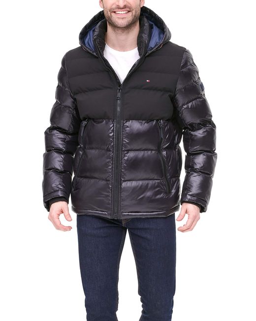 Tommy Hilfiger Black Classic Hooded Puffer Jacket for men