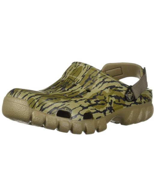 Offroad best sale camo crocs