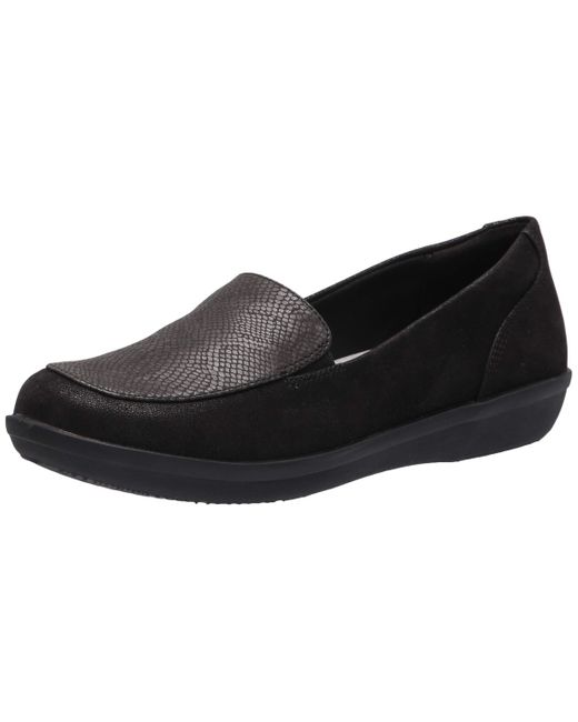clarks ayla loafer