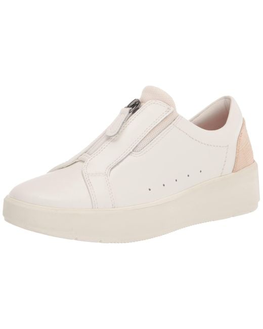 clarks layton step slip on sneakers