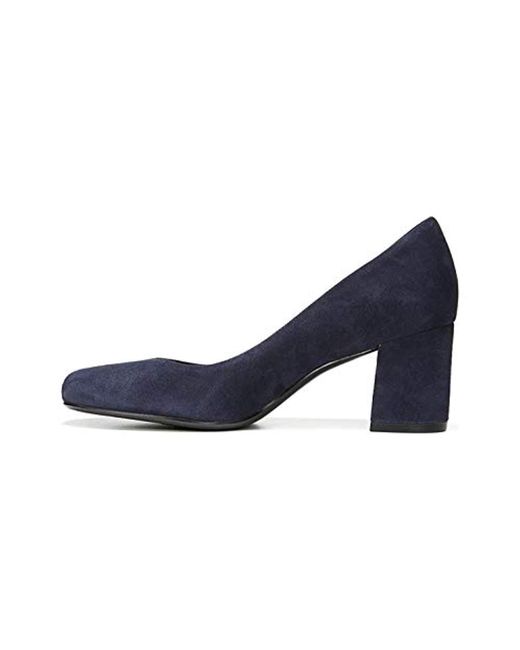 Naturalizer whitney shop block heel pump