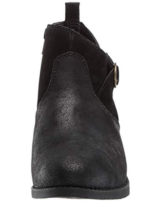 skechers lasso clasp