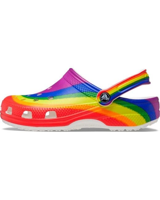 CROCSTM Multicolor Adult And Classic Rainbow Dye Clog
