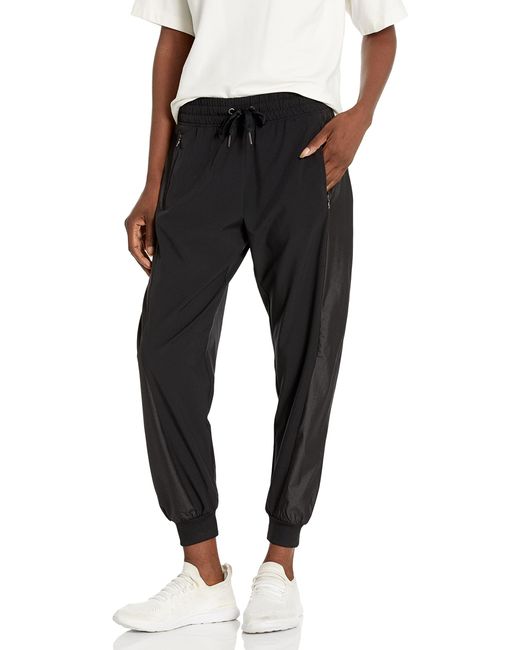 Calvin Klein Black Shine Blocked Woven Jogger Lässige Hose