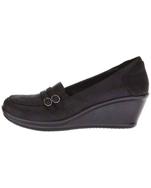 Skechers rumblers frilly sale