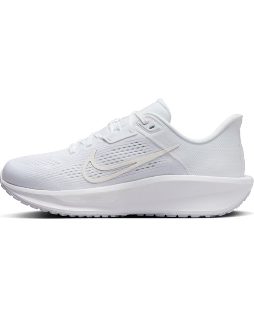 Nike White Quest 6 Straßenlaufschuh für Laufschuh