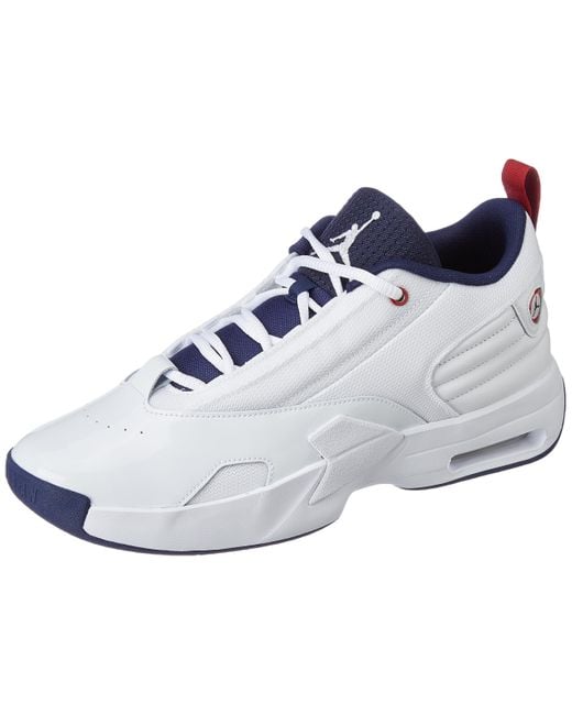 Nike Jordan Max Aura 6 Sneaker Farbe: Weiß/Dunkelblau/Rot in White für Herren