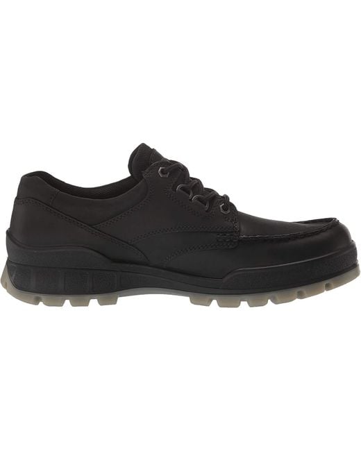 ecco track 25 low