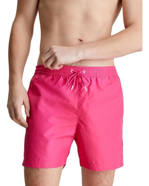 Pantaloncino da Bagno Uomo Medium Drawstring Lunghezza Media di Calvin Klein in Pink da Uomo