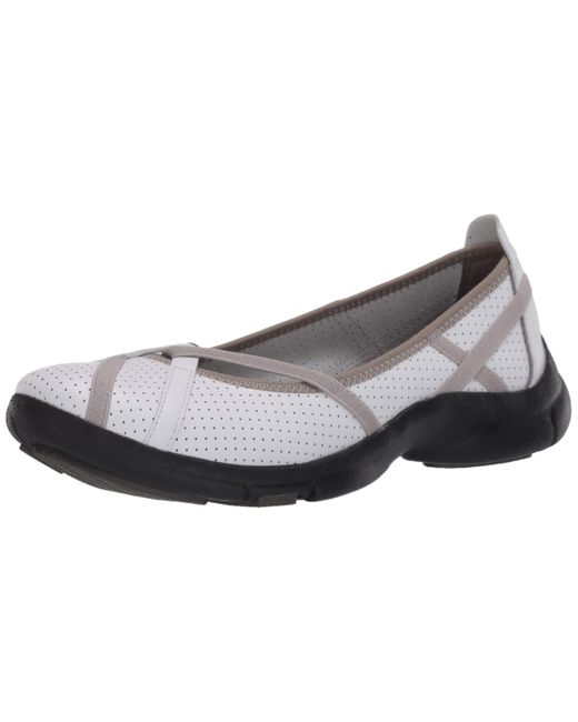 clarks white flat shoes