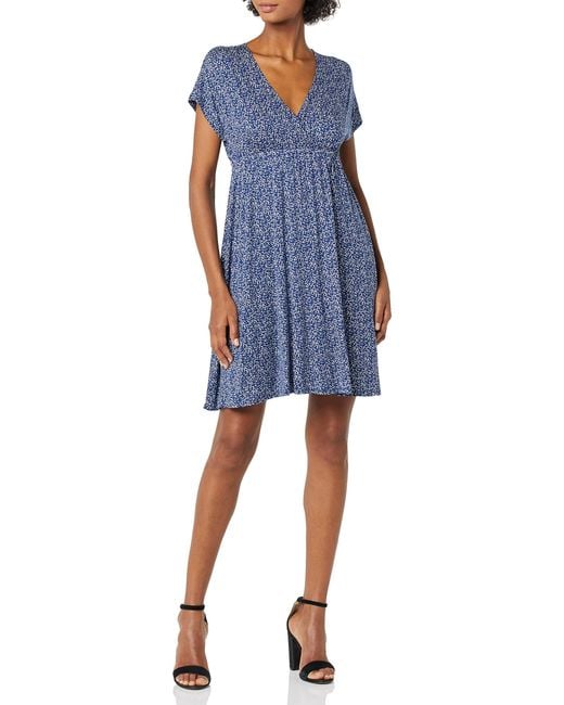 Vestido Cruzado Amazon Essentials de color Blue