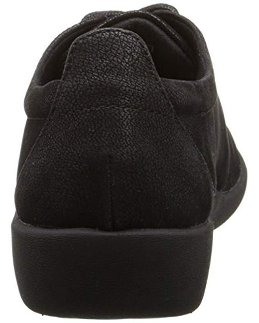 clarks cloudsteppers lace up