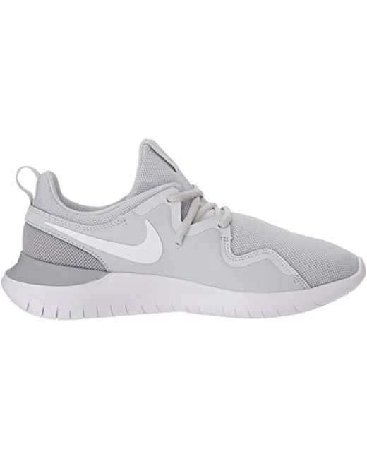 Nike Wmns Tessen Low top Sneakers in White Lyst Nike Wmns Tessen Low top Sneakers in White Lyst