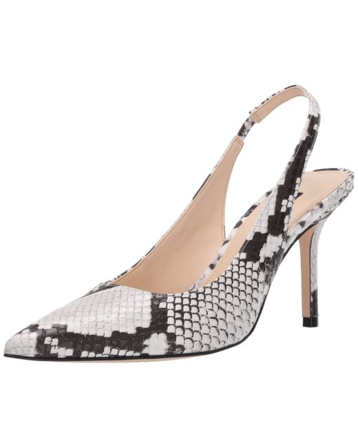 nine west gray pumps