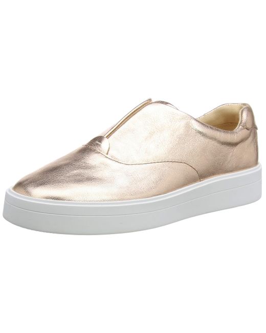 clarks hero trainers