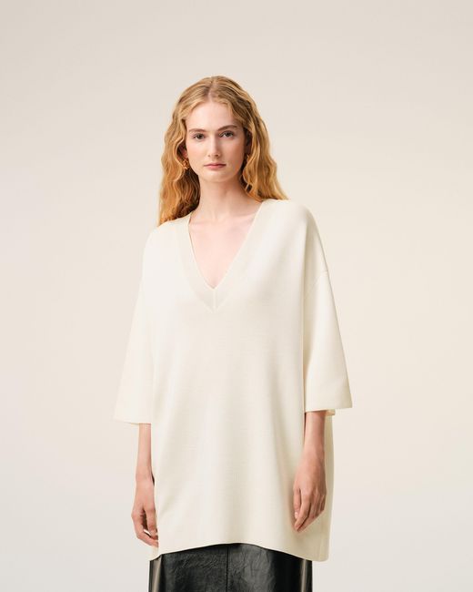 AMI Natural Wool Short Sleeves V Neck Sweater