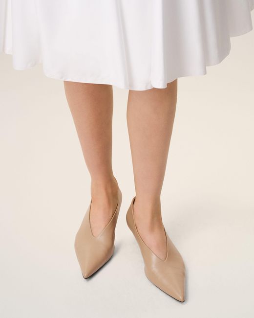 AMI Natural Lamb Leather Pointed Toe Wedge Pump