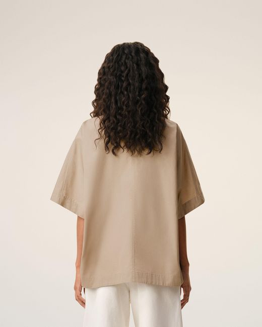 AMI Natural Cotton Stand Up Collar Buttoned Top