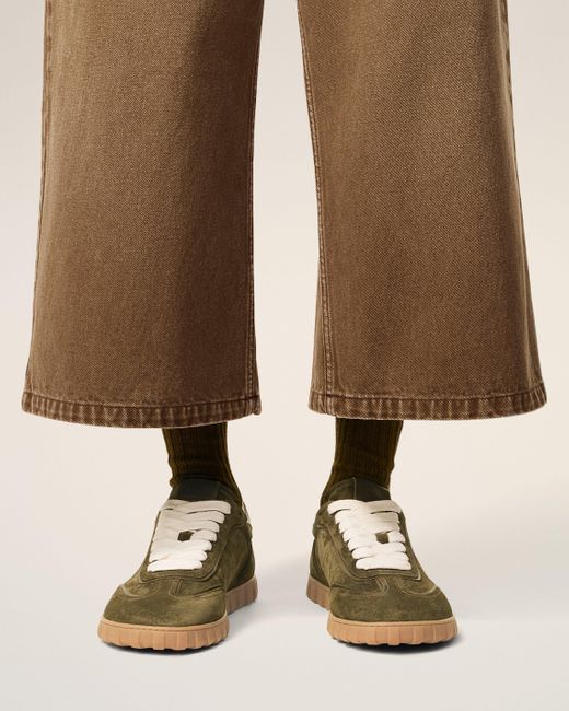 AMI Natural Leather Low Top Step Sneakers