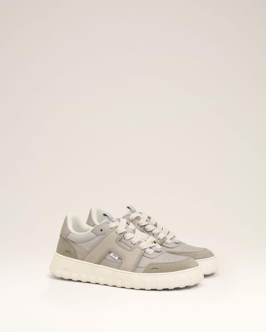 AMI Natural Cowhide Leather A Walk Sneakers