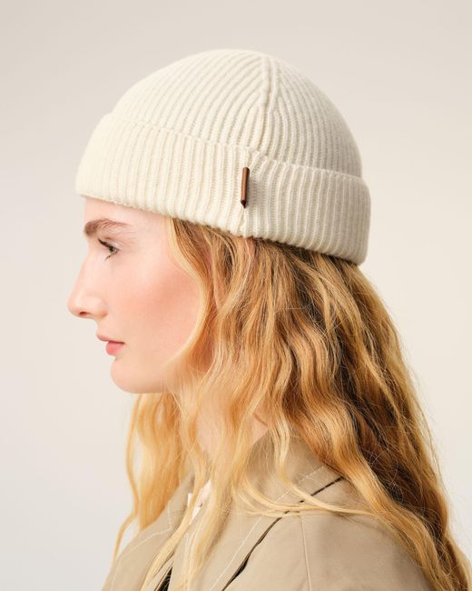AMI Natural Wool Ami Leather Label Beanie