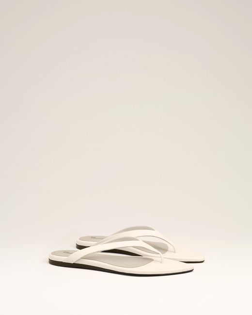AMI Natural Lamb Leather Pointed Toe Flip Flops