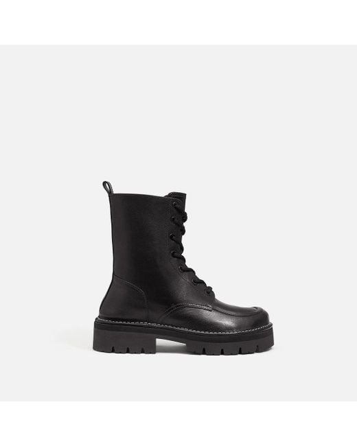 AMI Black Leather Anatomical Toe Laced Up Boots