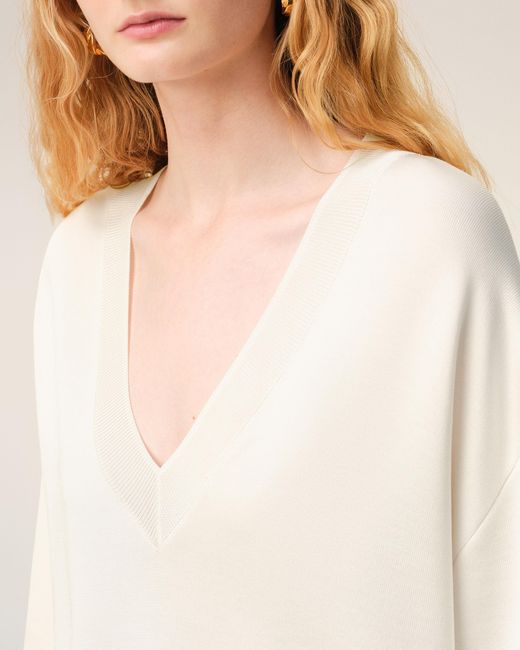 AMI Natural Wool Short Sleeves V Neck Sweater