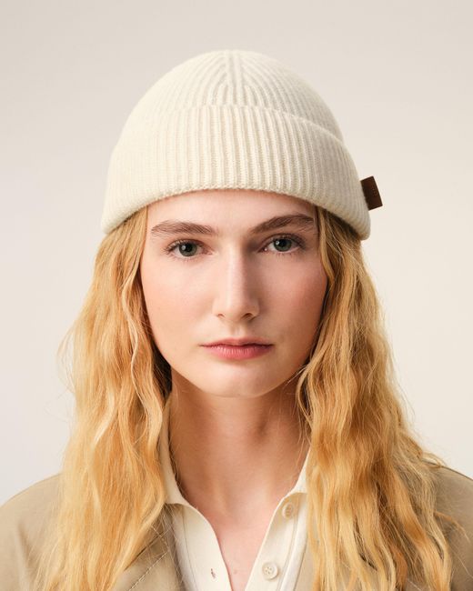 AMI Natural Wool Ami Leather Label Beanie