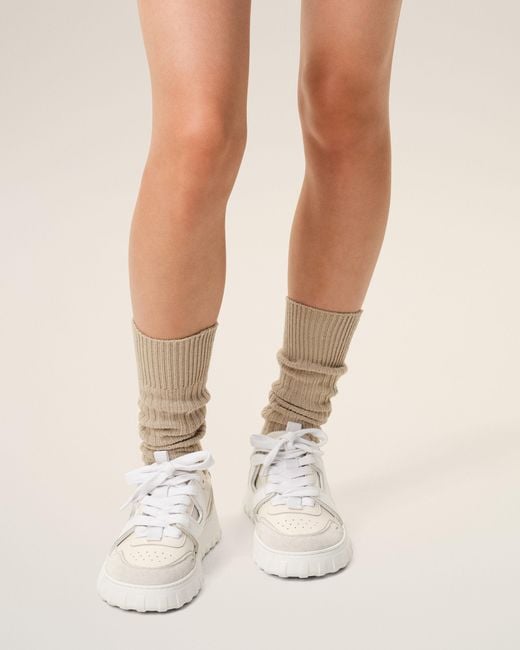 AMI Natural Cowhide Leather A Walk Sneakers