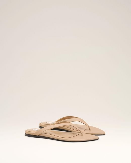 AMI Natural Lamb Leather Pointed Toe Flip Flops