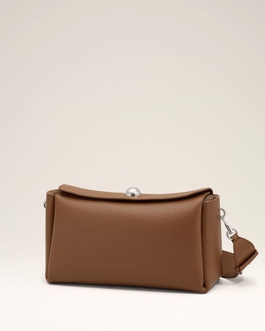 AMI Natural Medium Cow Leather Carrousel Bag