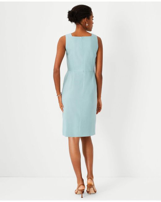 Ann Taylor The Petite Sleeveless Square 