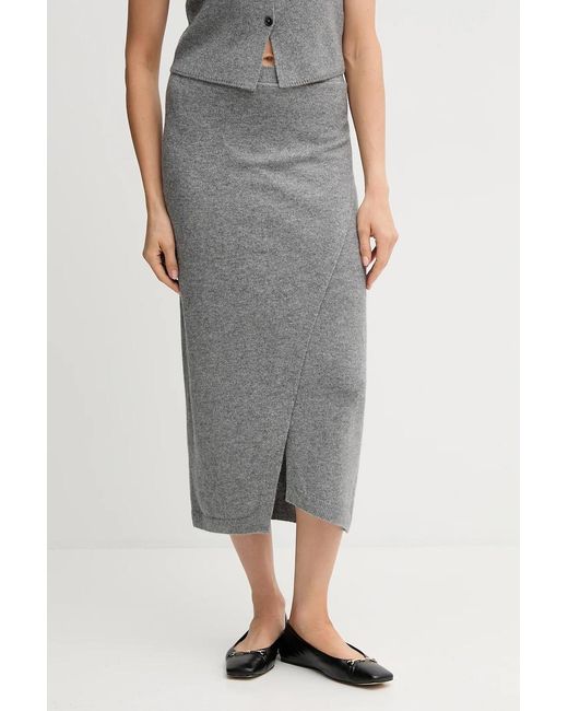 Gonna di Ouí in Gray