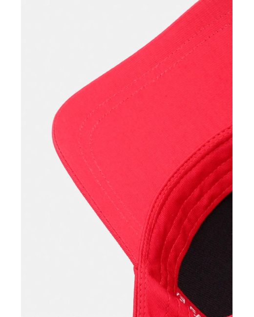 Berretto di EA7 in Red