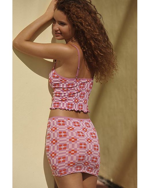 Celandine Red Seamless Keyhole Tank Top