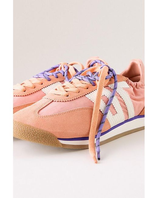 Back 70 Pink Rocket Nylon Trainers