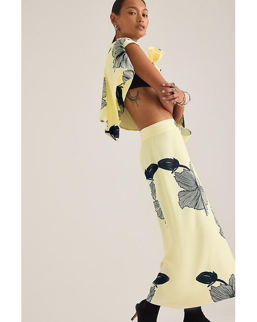 OperaSPORT Natural Lone Floral Print Midi Skirt