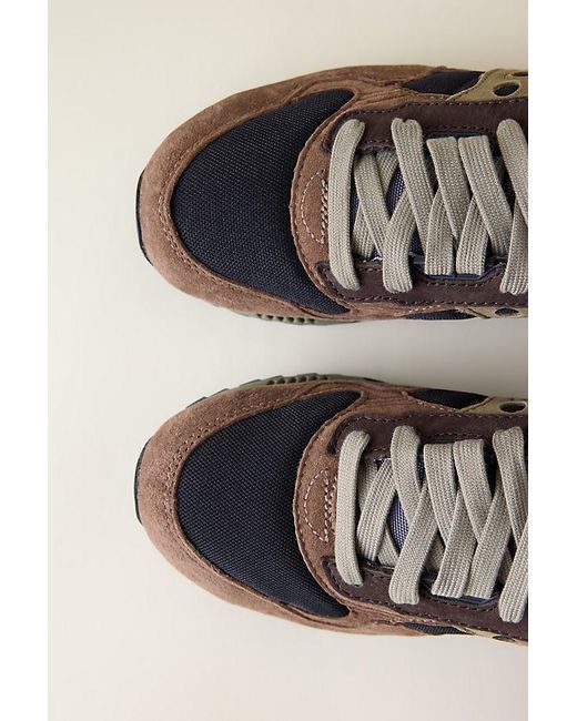 Saucony Black Shadow 5000 Trainers