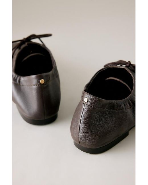 Bronx Brown Jazz-Ette Flats