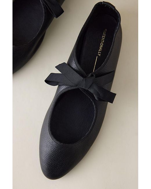 INTENTIONALLY ______ Black Valley Ballet Flats
